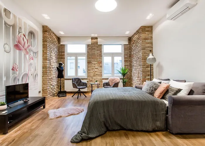 Luxurious Danubeside For 4 Appartement